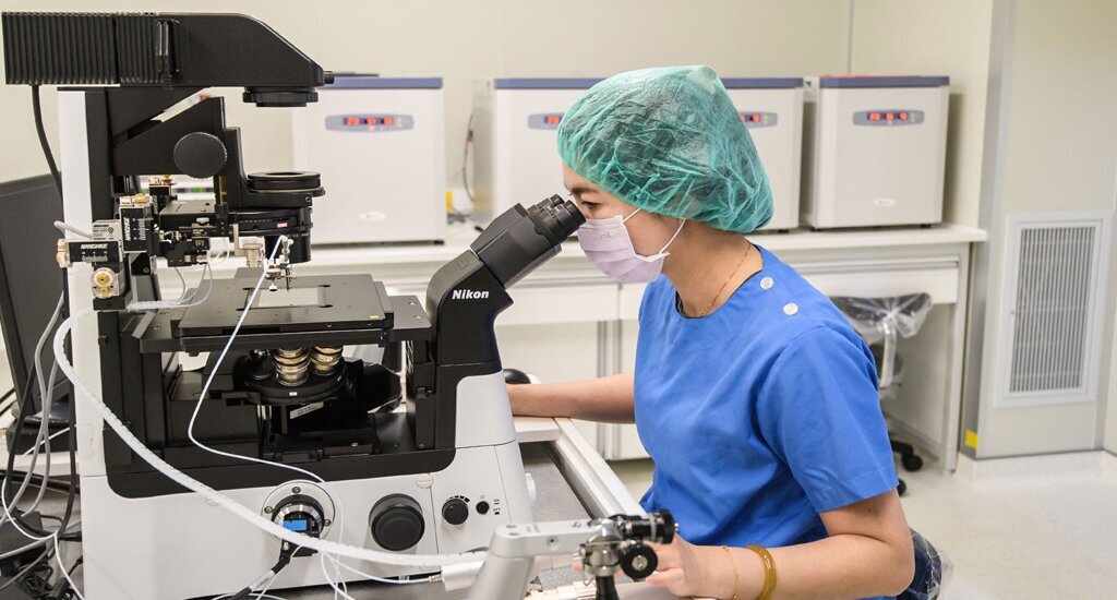 德国代孕机构：让不孕家庭圆梦 孩子带来新的希望